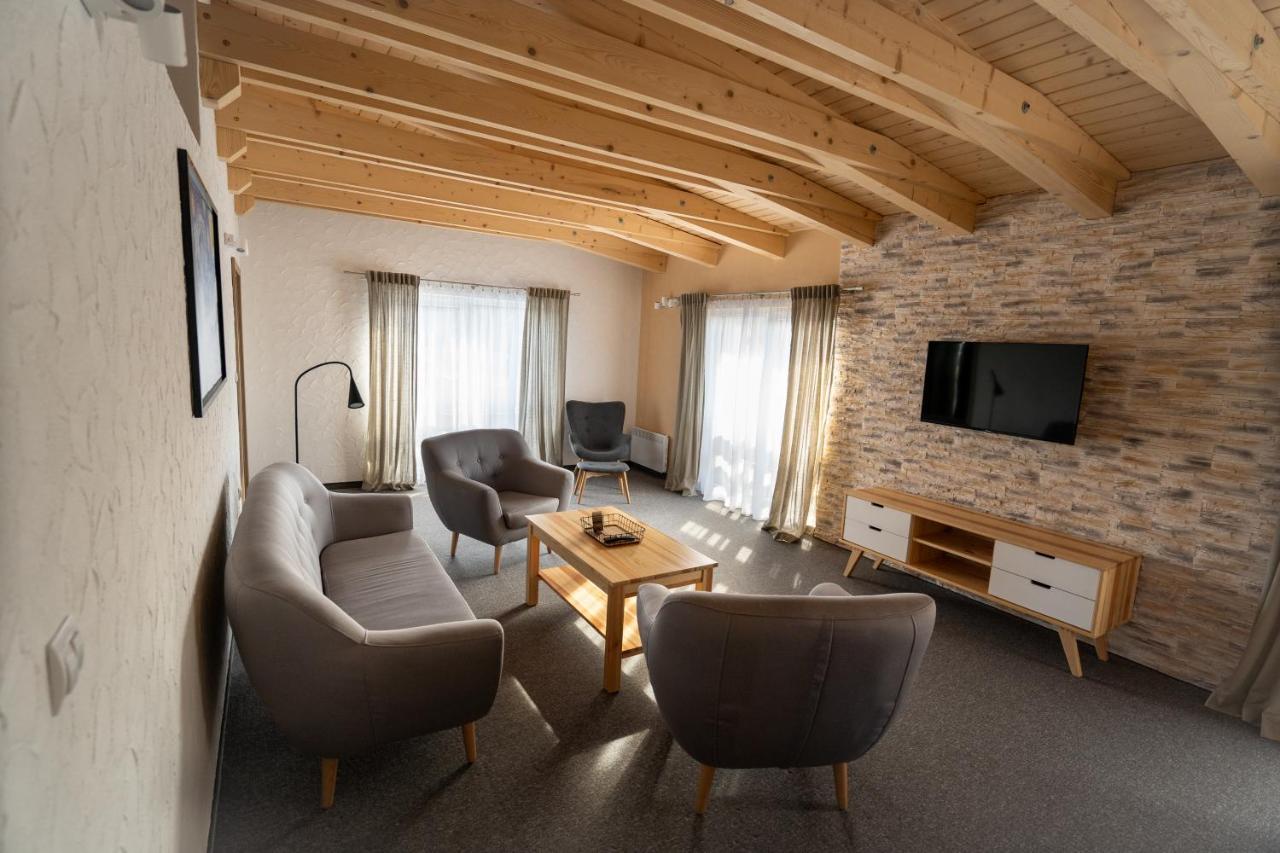 Apartmany Janka + Camp Besenova Exterior photo