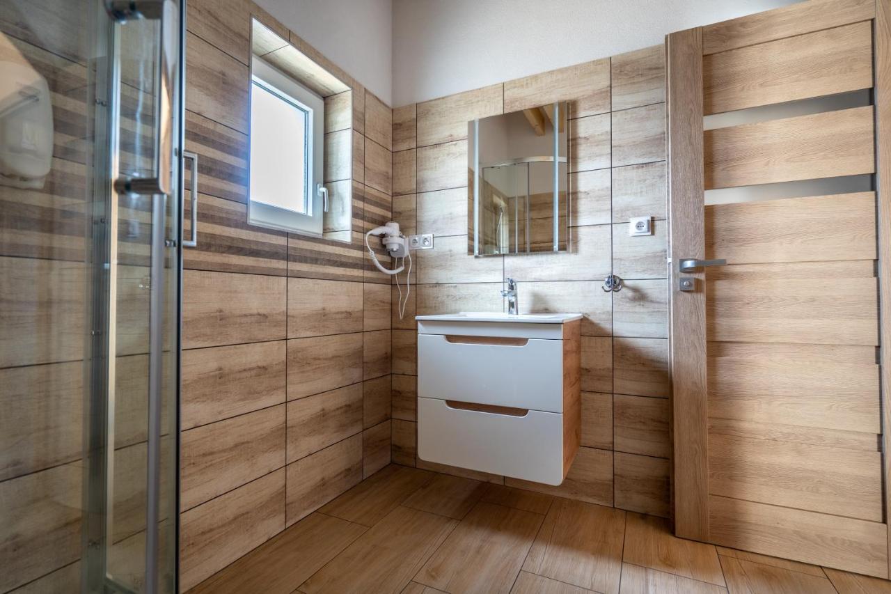 Apartmany Janka + Camp Besenova Exterior photo